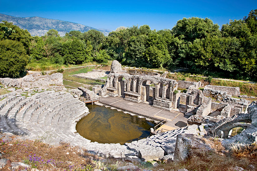 image Albanie Butrint Amphitheatre ancienne Baptistere  it