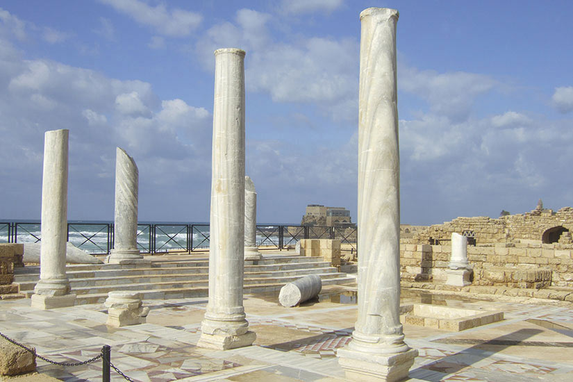 image Israel Cesaree ruines romaines  fo