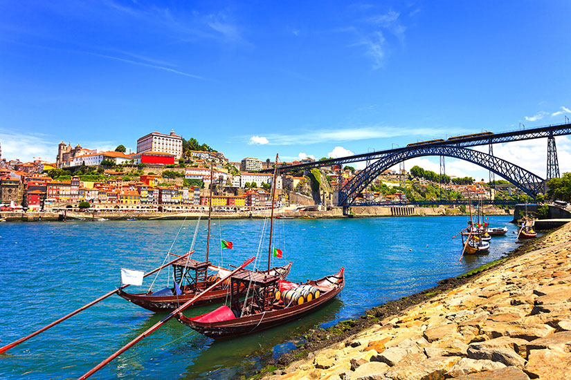 image Portugal Porto bateaux  it