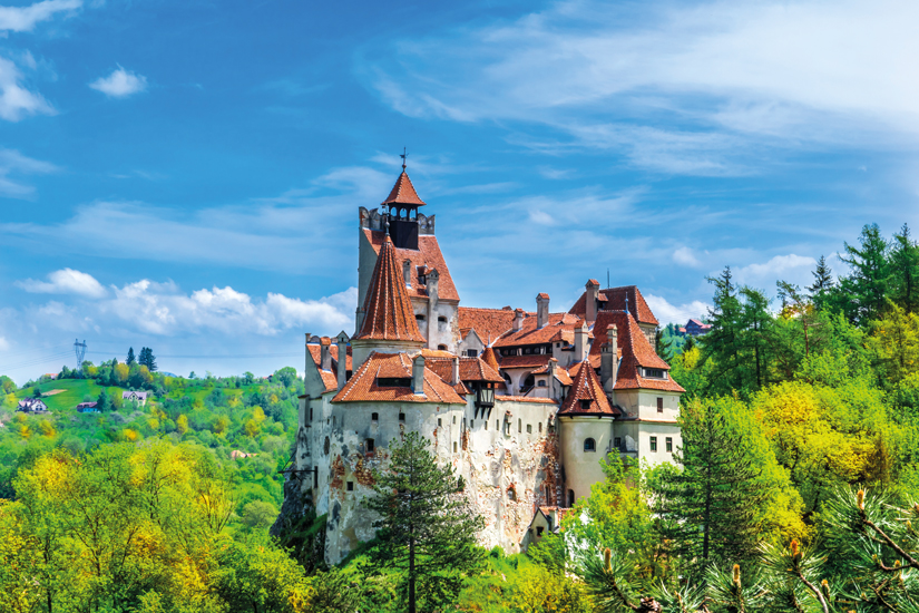 image Roumanie transylvanie brasov vue panoramique chateau dracula bran automne 91 fo_120850805