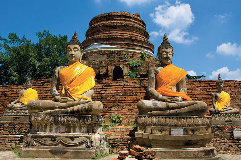 image Thailande Ayutthaya temple Bouddhas  it