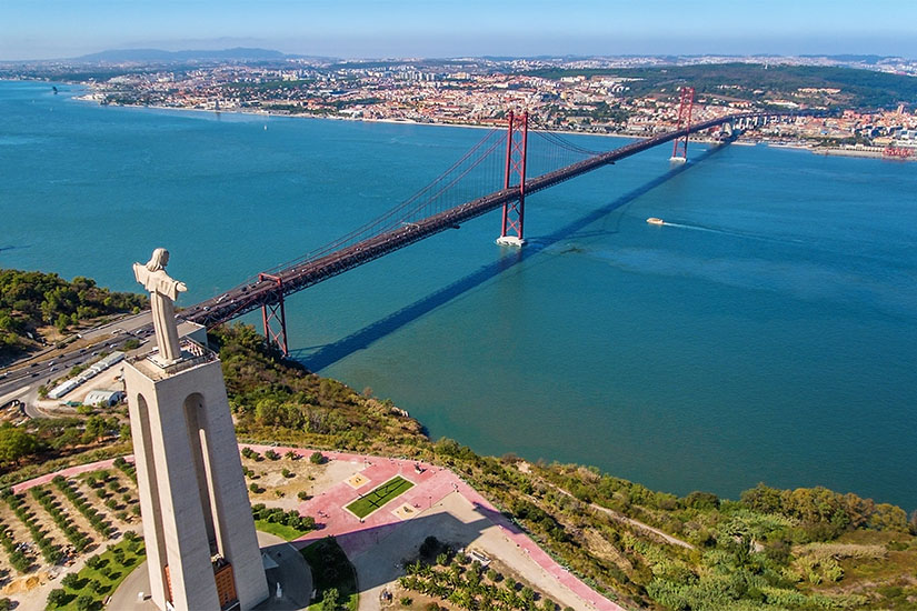 circuit portugal lisbonne pont du 25 avril as_305564432