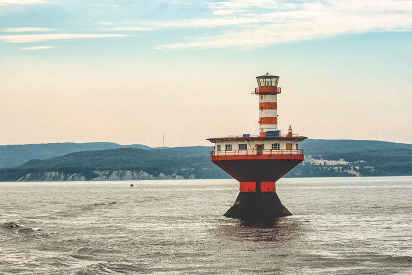 (image) image Phare au milieu du fleuve Saint Laurent a Tadoussac Quebec Canada 40 it 1019513262