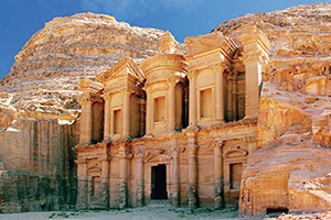 jordanie petra le monastere de merveille du monde  fo